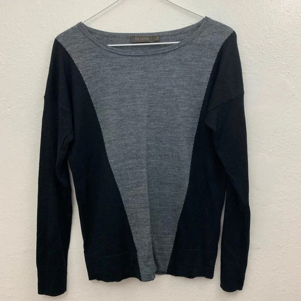 THE LIMITED sweater